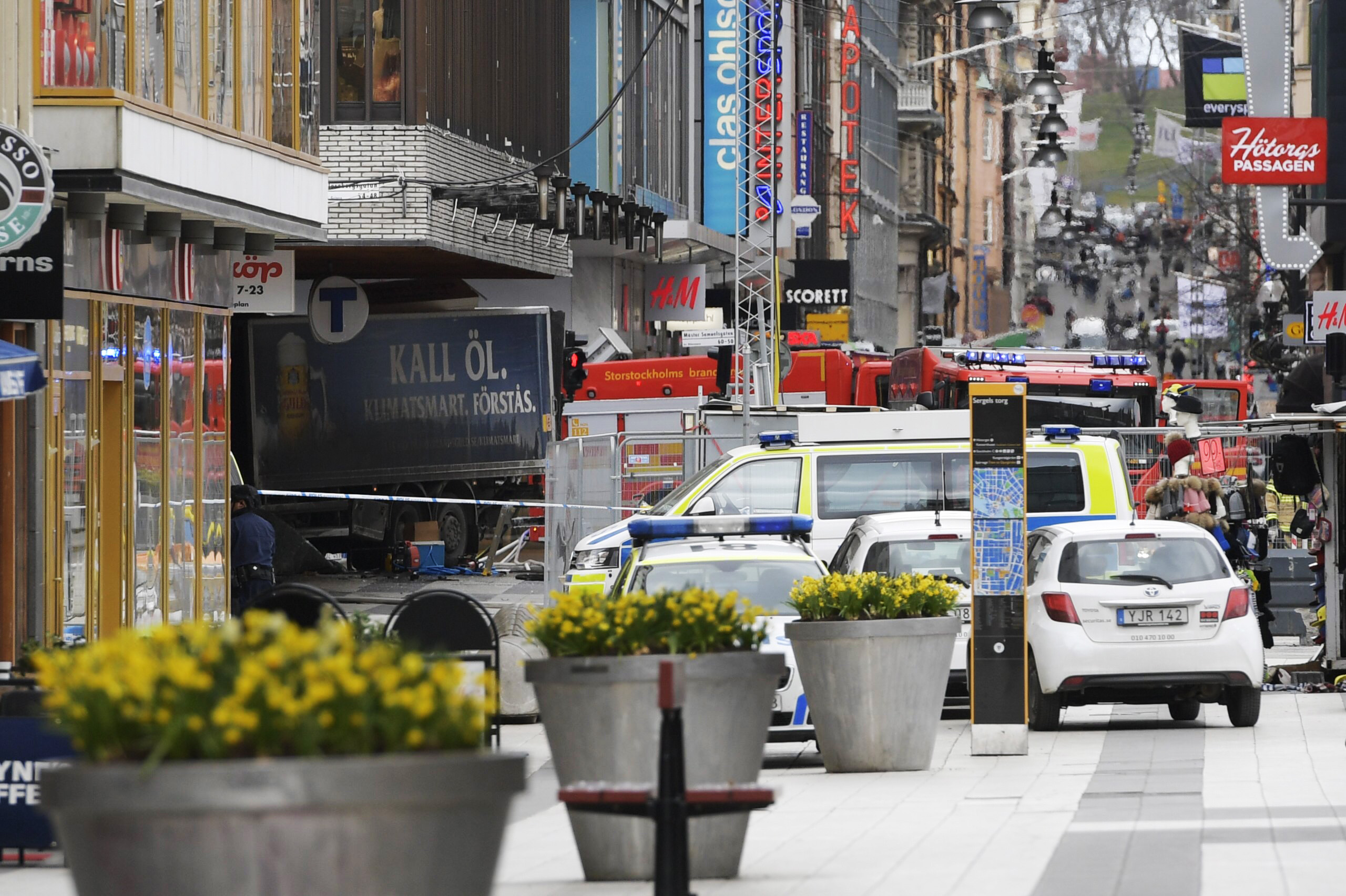PHOTO: Swedish police and emergency services gather at the site where a truck reportedly crashed into a department store in central Stockholm, Sweden, April 7, 2017.