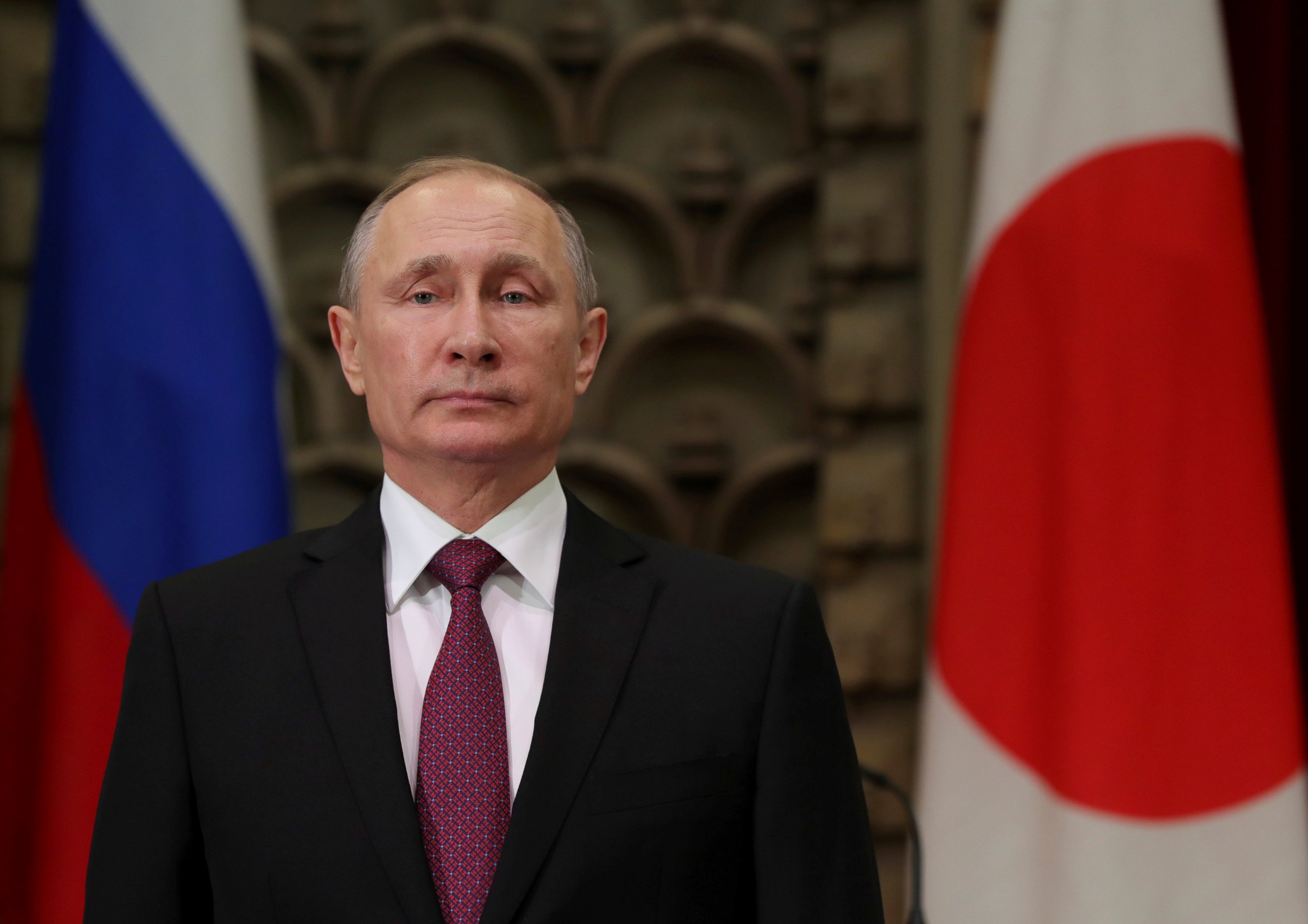 PHOTO: Russian President Vladimir Putin attends a signing ceremony following a meeting with Japanese Prime Minister Shinzo Abe in Tokyo, Japan, Dec. 16, 2016.