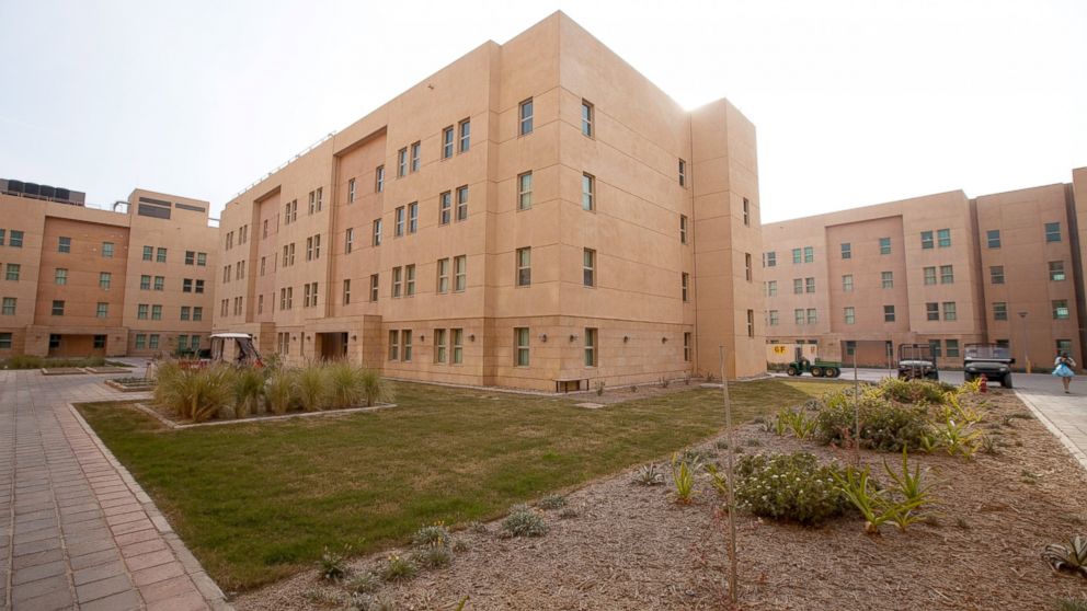 PHOTO: State Department apartments complete with bullet-proof glass windows stand inside the compound of the U.S. embassy in Baghdad, Dec. 14, 2011.
