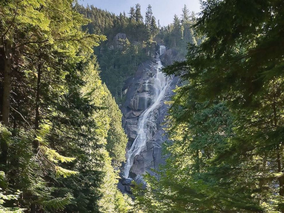 PHOTO: This handout photograph obtained July 6, 2018 shows the 335-meter-high (1,100-foot) Shannon Falls in British Columbia. Three video bloggers suffered fatal injuries after they slipped and fell into a pool 30 meters below.