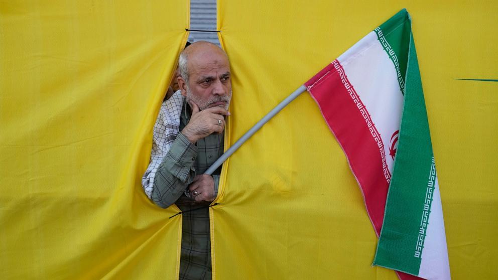 Iran's Strait of Hormuz remains closed amid tensions