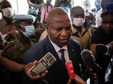 Central African Republic soldiers repel rebels at capital