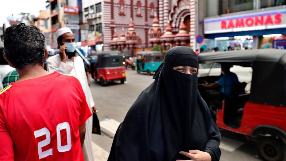 Sri Lankan Cabinet approves proposed ban on burqas in public