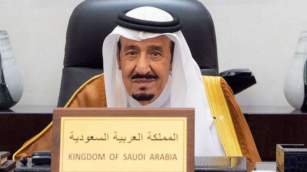تم نقل الملك السعودي إلى المستشفى لإجراء فحص القولون بالمنظار