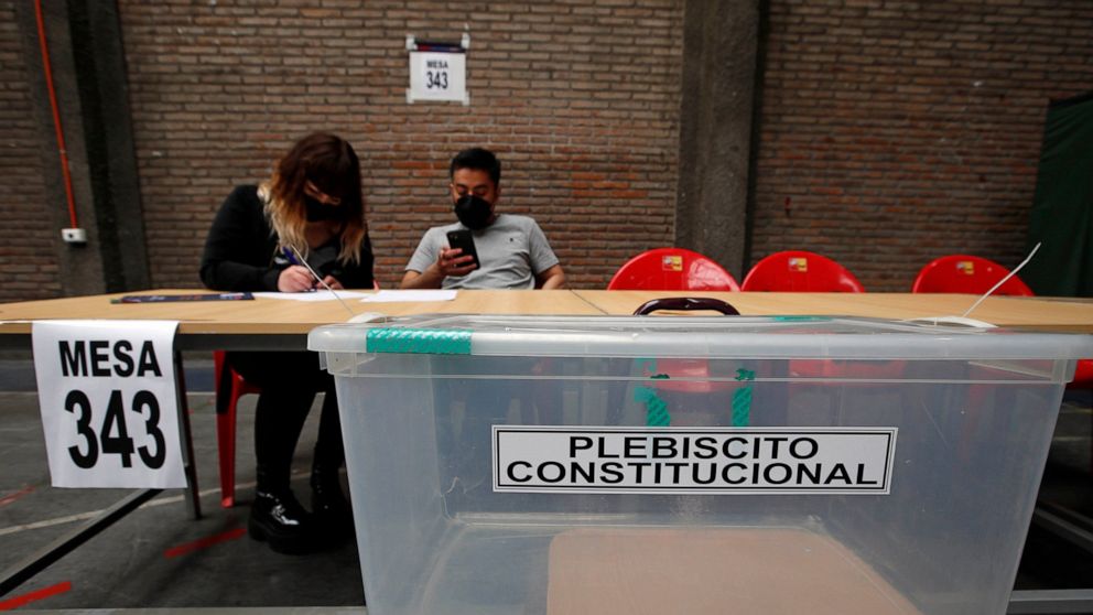 Chile vota proyecto de constitución con cambios importantes