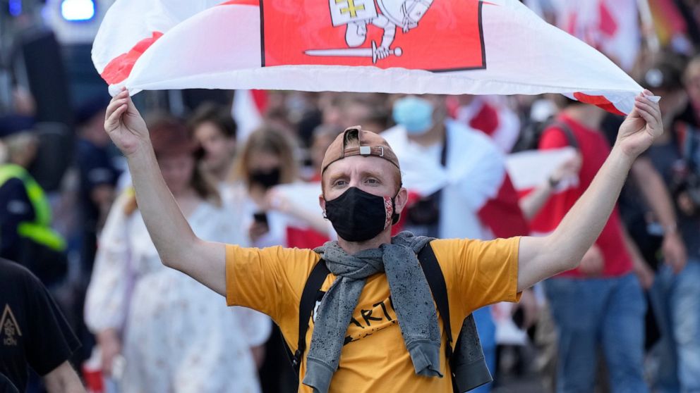 Hundreds in Warsaw protest political repression in Belarus