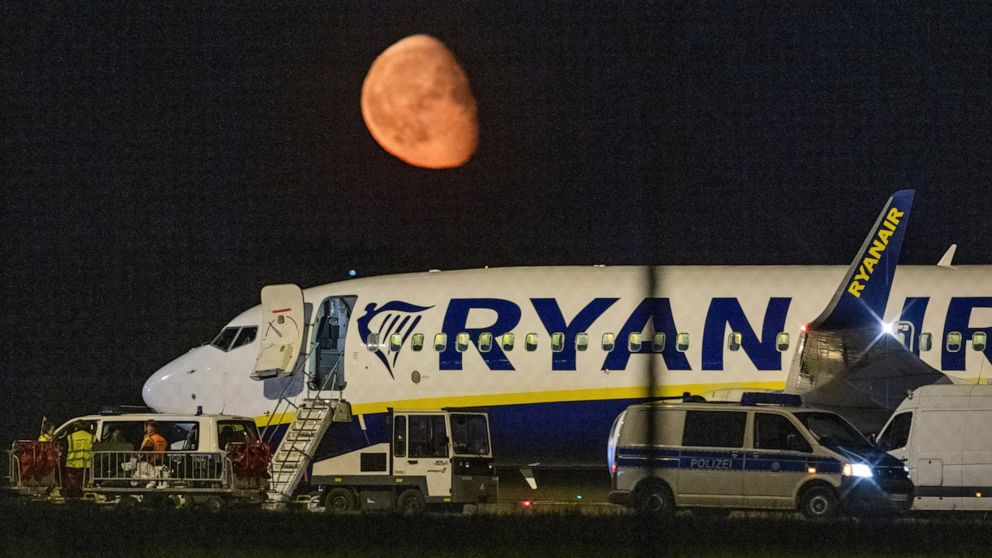 Ryanair plane diverted to Berlin over 'potential threat'