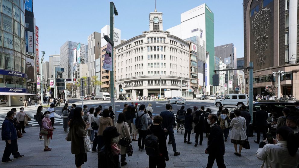 Japan's central bank offers bond purchases to keep rates low