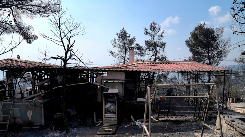 Greek wildfires: Hundreds of firefighters battling flames