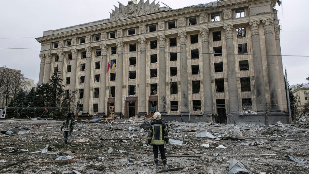 AP PHOTOS: Destruction, death in Ukraine under bombardment