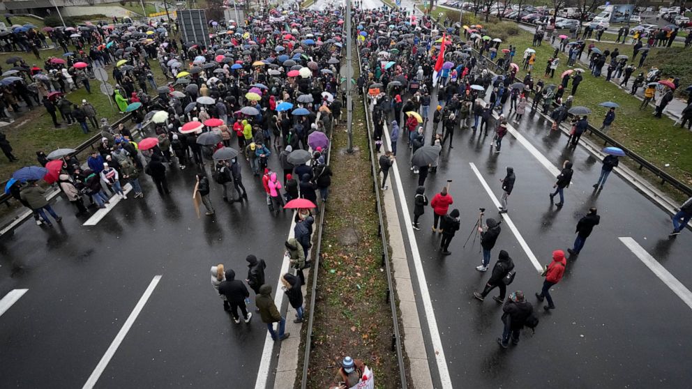 Serbia roads blocked for 3rd weekend of lithium mine protest