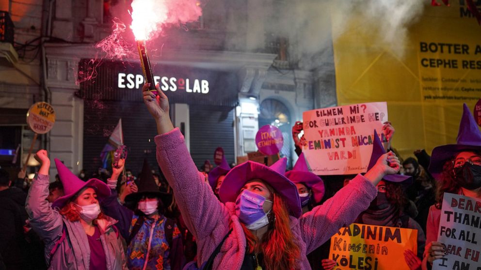 Turkish police tear-gas women protesting over violence