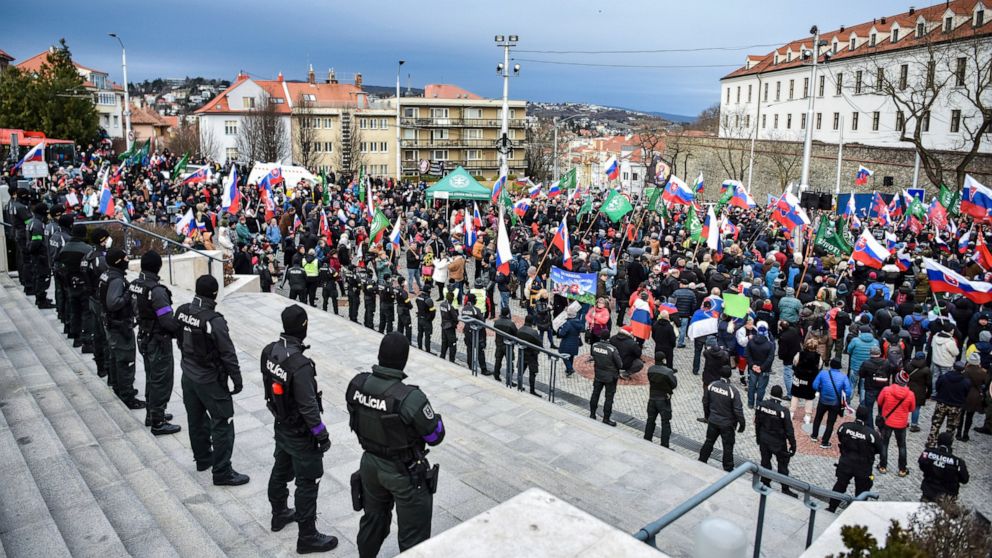 Slovensko ratifikovalo obranno-vojenskú dohodu s USA