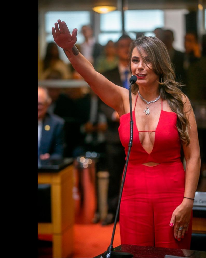 Brazil lawmaker showing deep cleavage stirs controversy - ABC News