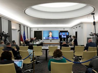 Polish chief auditor seeks to question leader over spying