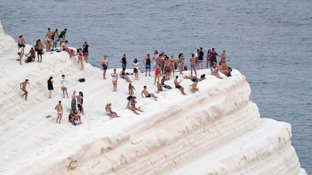 Days of hot weather grip Southern Europe, North Africa