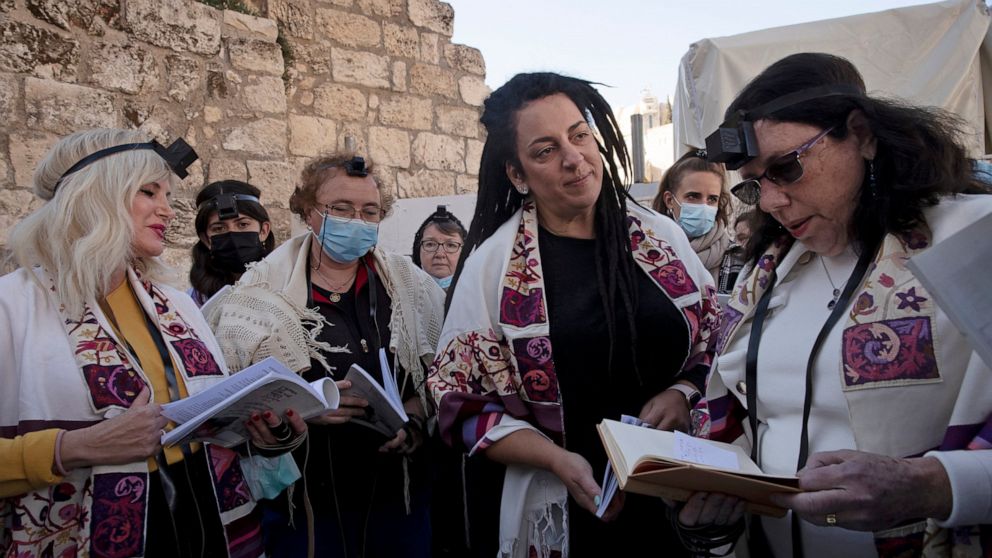 Future of prayer site in doubt under Israel's fragile govt