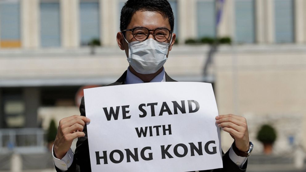  US sanctions 24 Chinese and Hong Kong officials