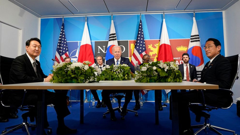Joe Biden, Fumio Kishida, Yoon Suk Yeol
