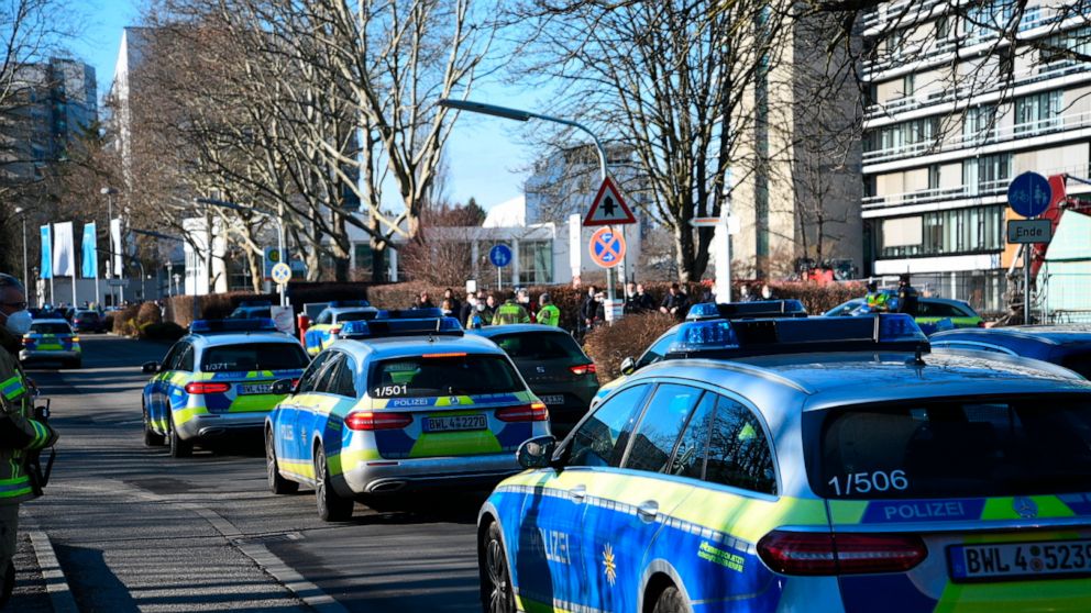 Several wounded in shooting in German city; gunman dead