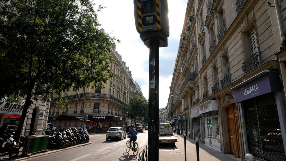 30 kph max: Paris shrinks speed limit to protect climate - ABC News
