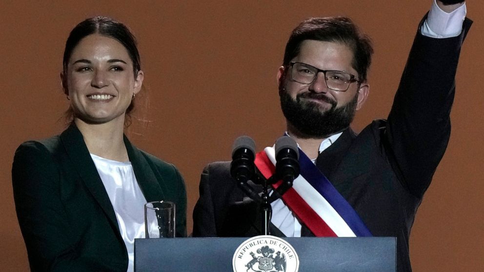 Chile enfrenta polémica al rehacer el papel de primera dama