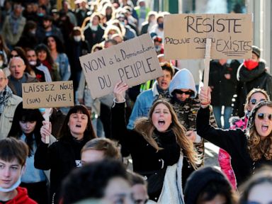 France: Bill on publishing police images sparks protests