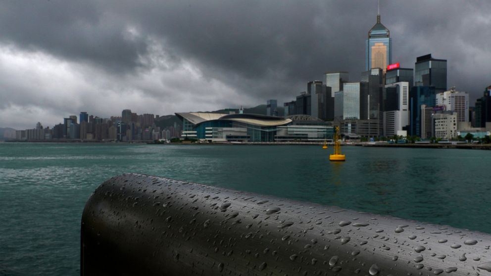 US suspends extradition and tax agreements with Hong Kong thumbnail