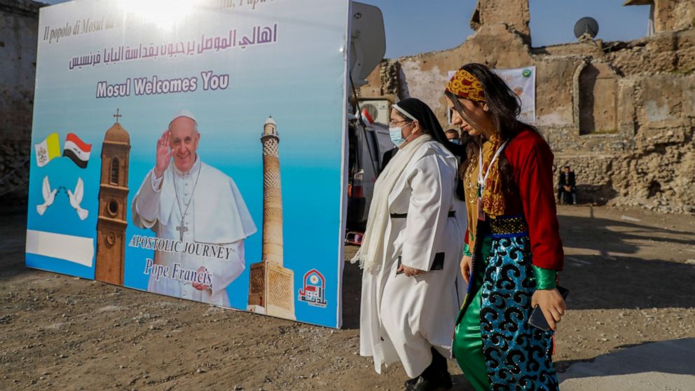 Pope calls for peace from ruins of Iraq’s war-battered Mosul