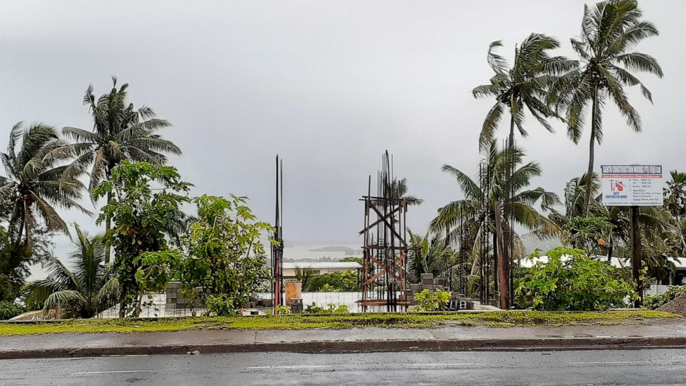 The death toll from Cyclone Fiji rises to 4, missing 1