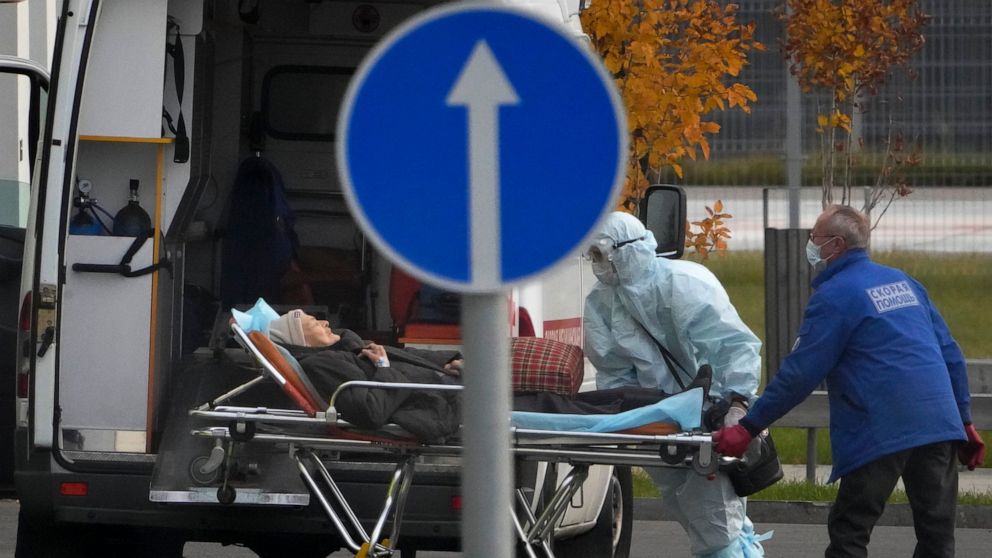 Russia sets another daily COVID-19 deaths record