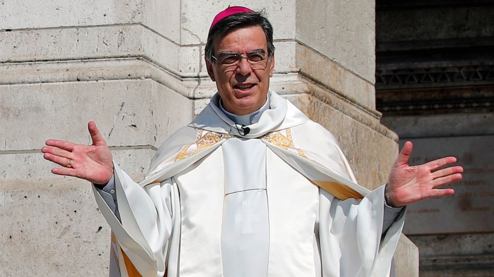 Paris archbishop offers to resign over 'ambiguous' relations