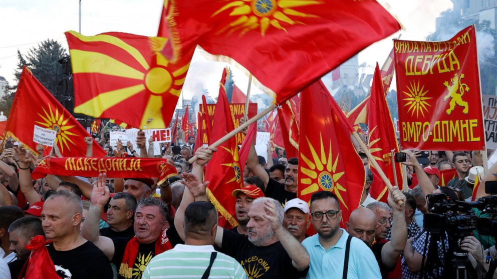 Македонците са против френските предложения за разделяне с България