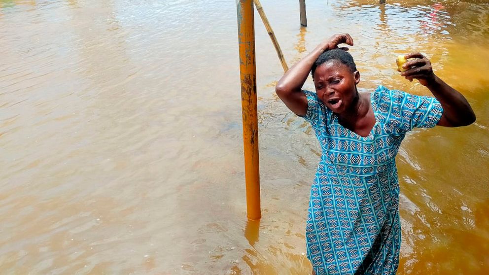 Boat capsizes amid floods in southeast Nigeria; 76 missing