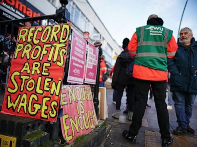 Teachers, lecturers join postal workers in UK strike action