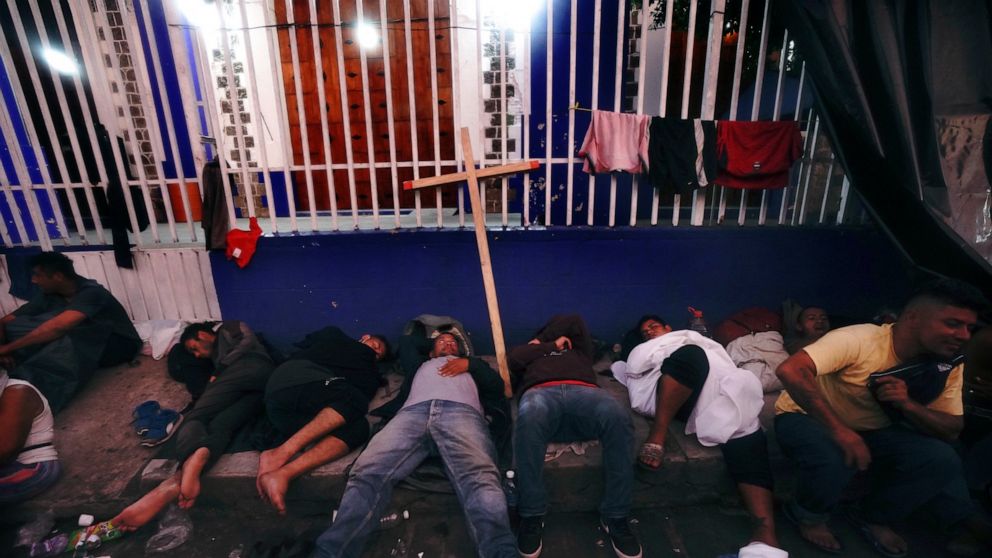 Familiar drive pushes migrant caravan through Mexico