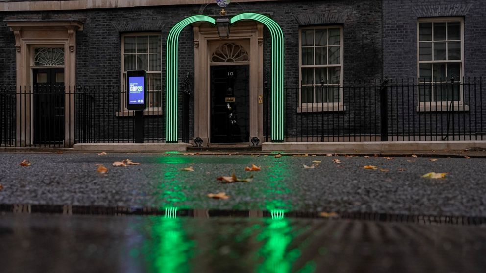 Protesters target London banks ahead of climate summit