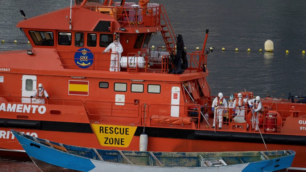 7 girls among 29 dead on migrant boat to Canary Islands