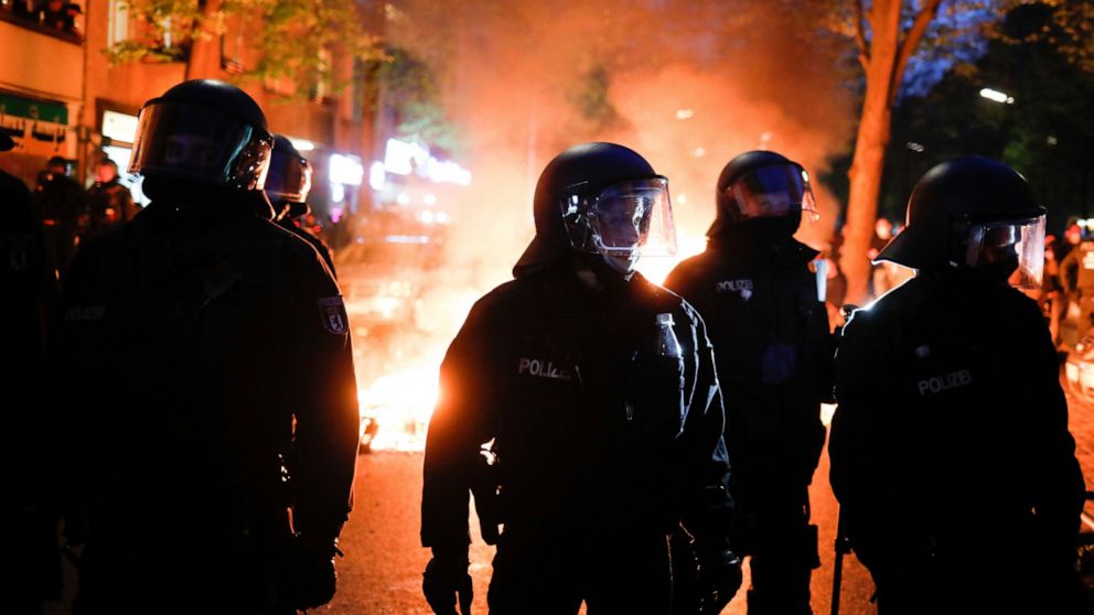 Over 50 police injured, 250 detained in Berlin May Day riots