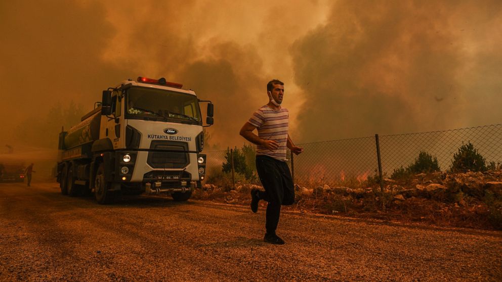 Turkey battles wildfires for 6th day, EU to send planes