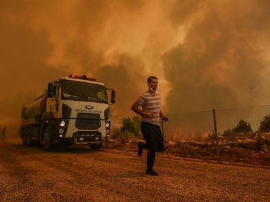 Turkey battles wildfires for 6th day; EU to send planes