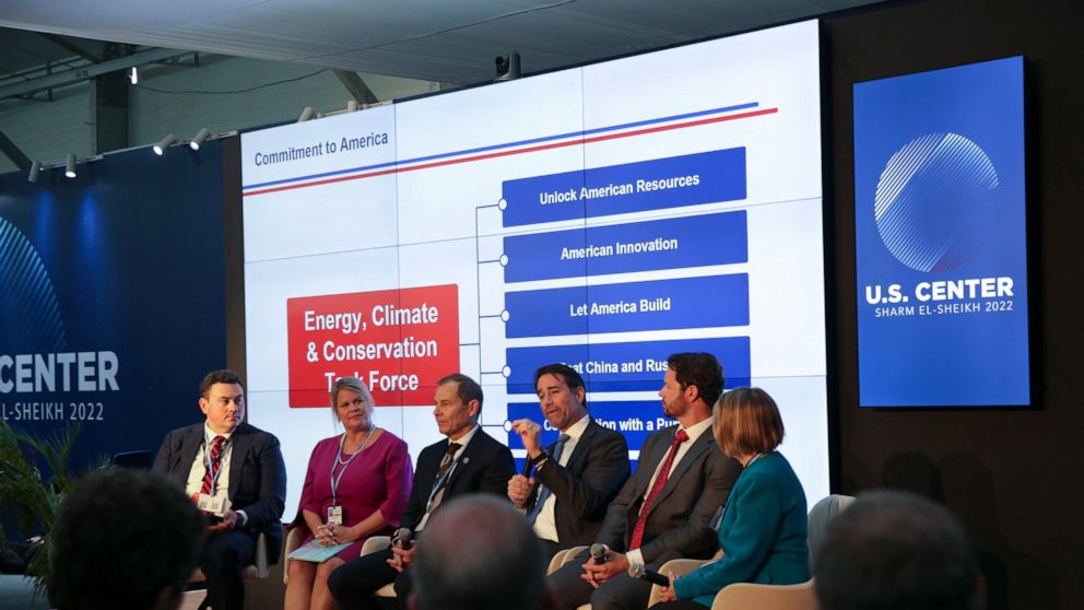 Rich Powell, co-chair of the Conservative Climate Foundation, left, moderates a panel discussion titled Conservative Solutions to Global Climate Challenges: A Robust U.S. Energy, Climate and Conservation Agenda, with from second left, Heather Reams, 