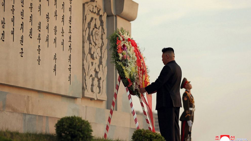 N Korea leader pays respect to Chinese war dead at memorial