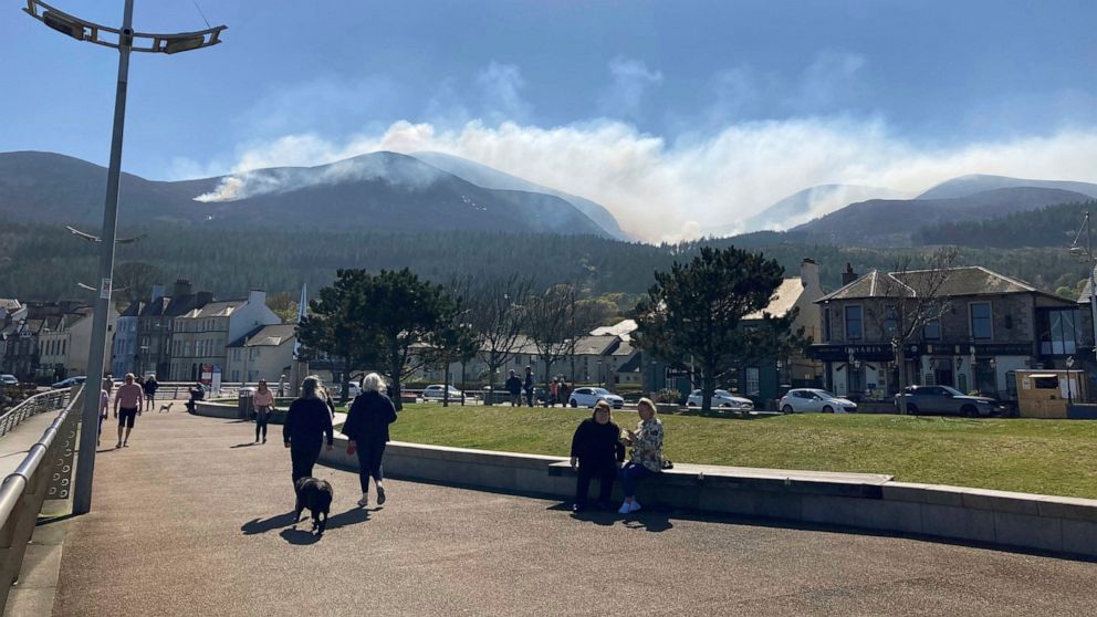 Wildfire in Northern Ireland declared a 'major incident'