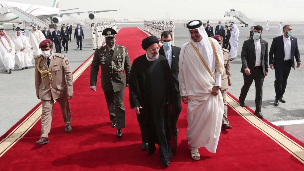 Iran's president meets Qatar emir in Doha ahead of gas forum