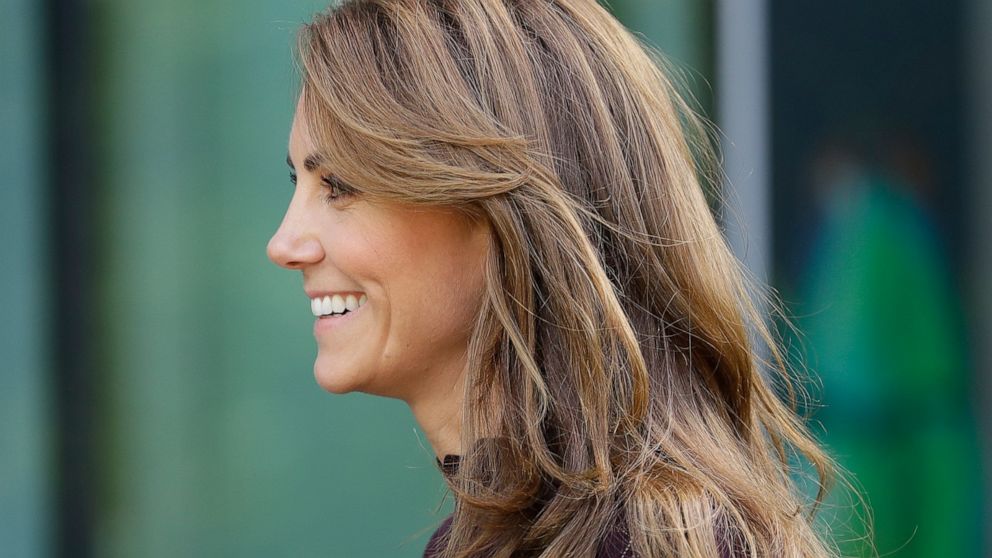 Official Prince William Kate To Visit Pakistan Oct 14 Abc News