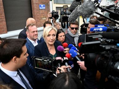 Le Pen: Huge gains in French parliament a 'seismic event' thumbnail