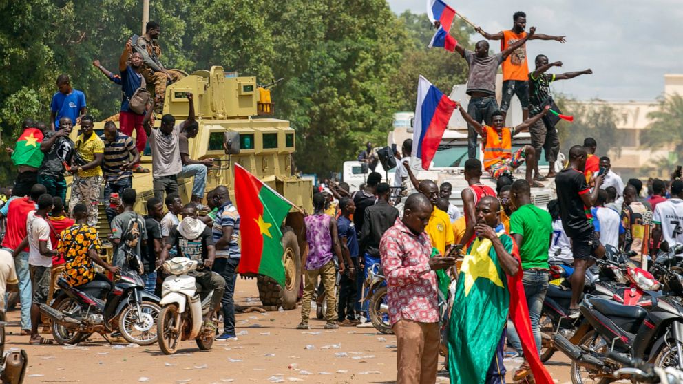 Burkina Faso coup supporters gather near regional mediation
