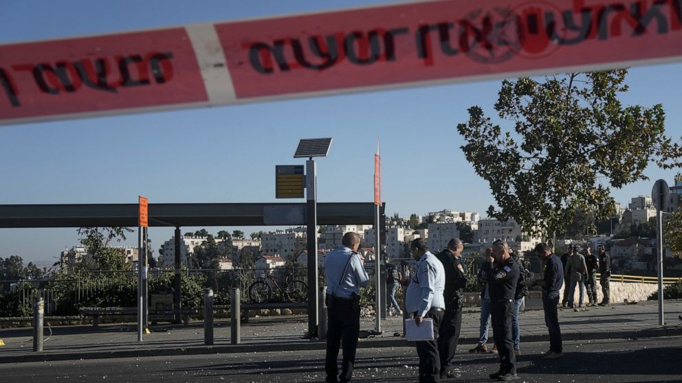 Blasts in Jerusalem wound 14; suspected Palestinian attack