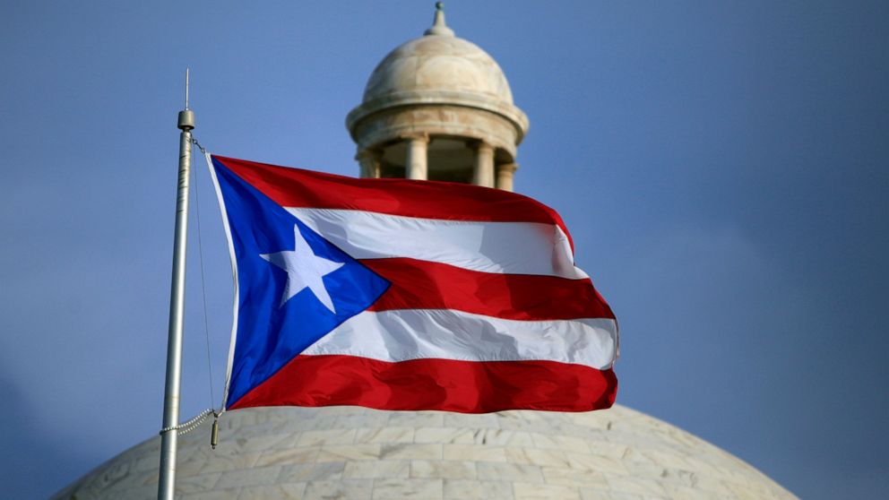 US lawmakers urge binding vote on Puerto Rico status